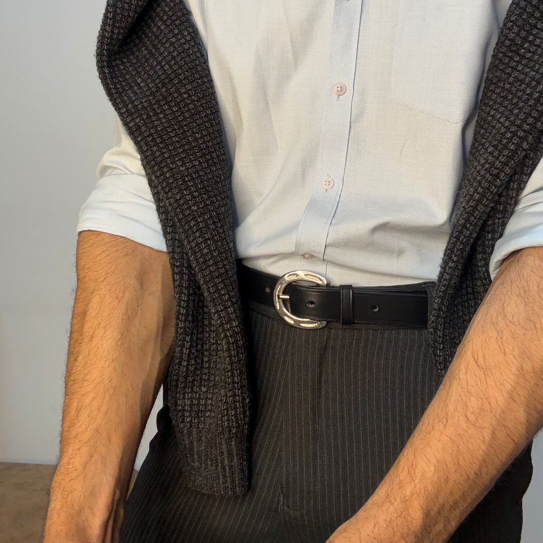 The Saddlers Belt – Premium Black Leather Belt with Horse-Shoe Silver Buckle (30mm)